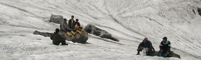 Trekking in Dzongu